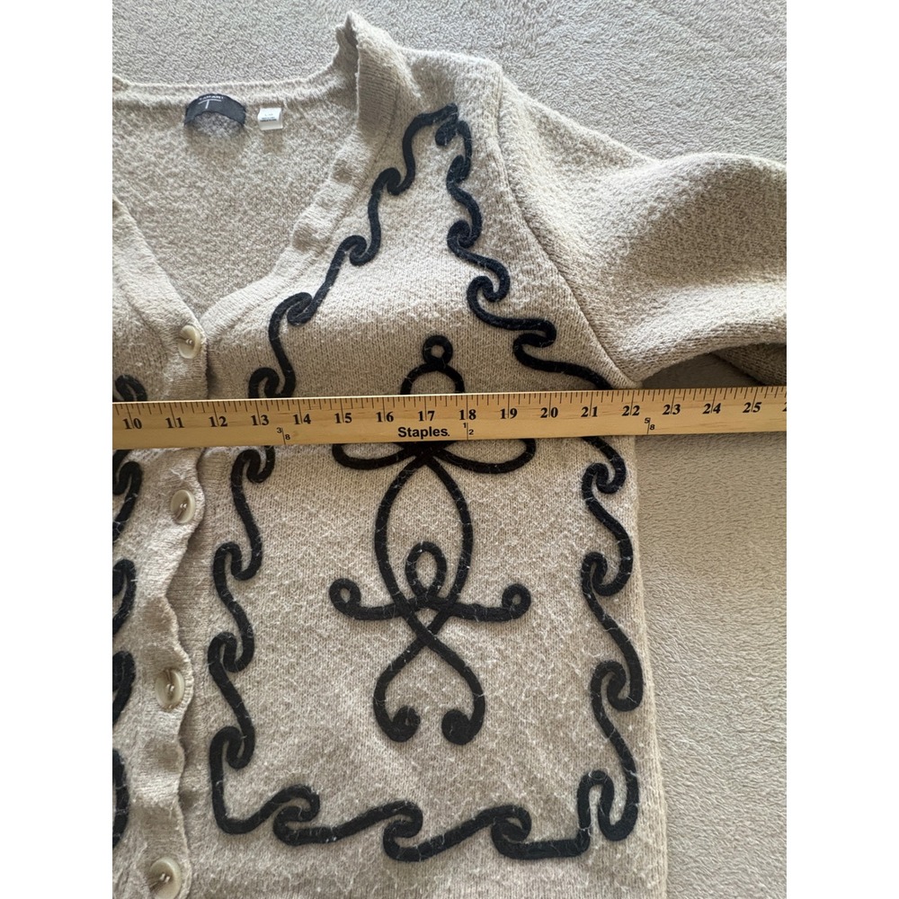 Tahari Oatmeal Beige Black Soutache Embroidered V-Neck Cardigan Sweater Large - Picture 4 of 7